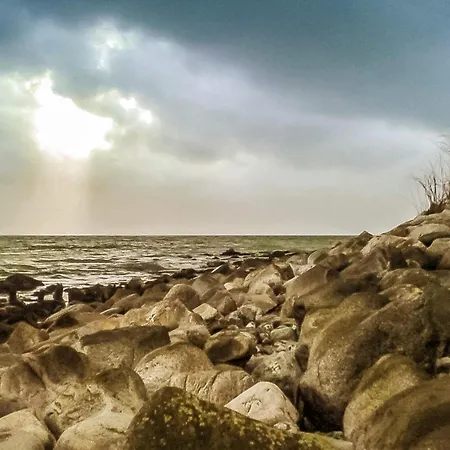 Seaside Retreat In Kegnaes - By Traum *