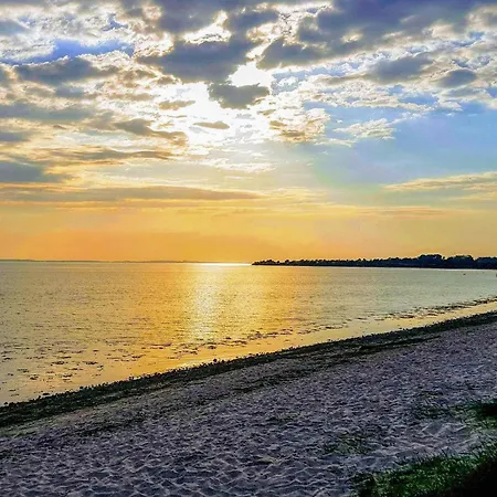 Seaside Retreat In Kegnaes - By Traum Lägenhet *